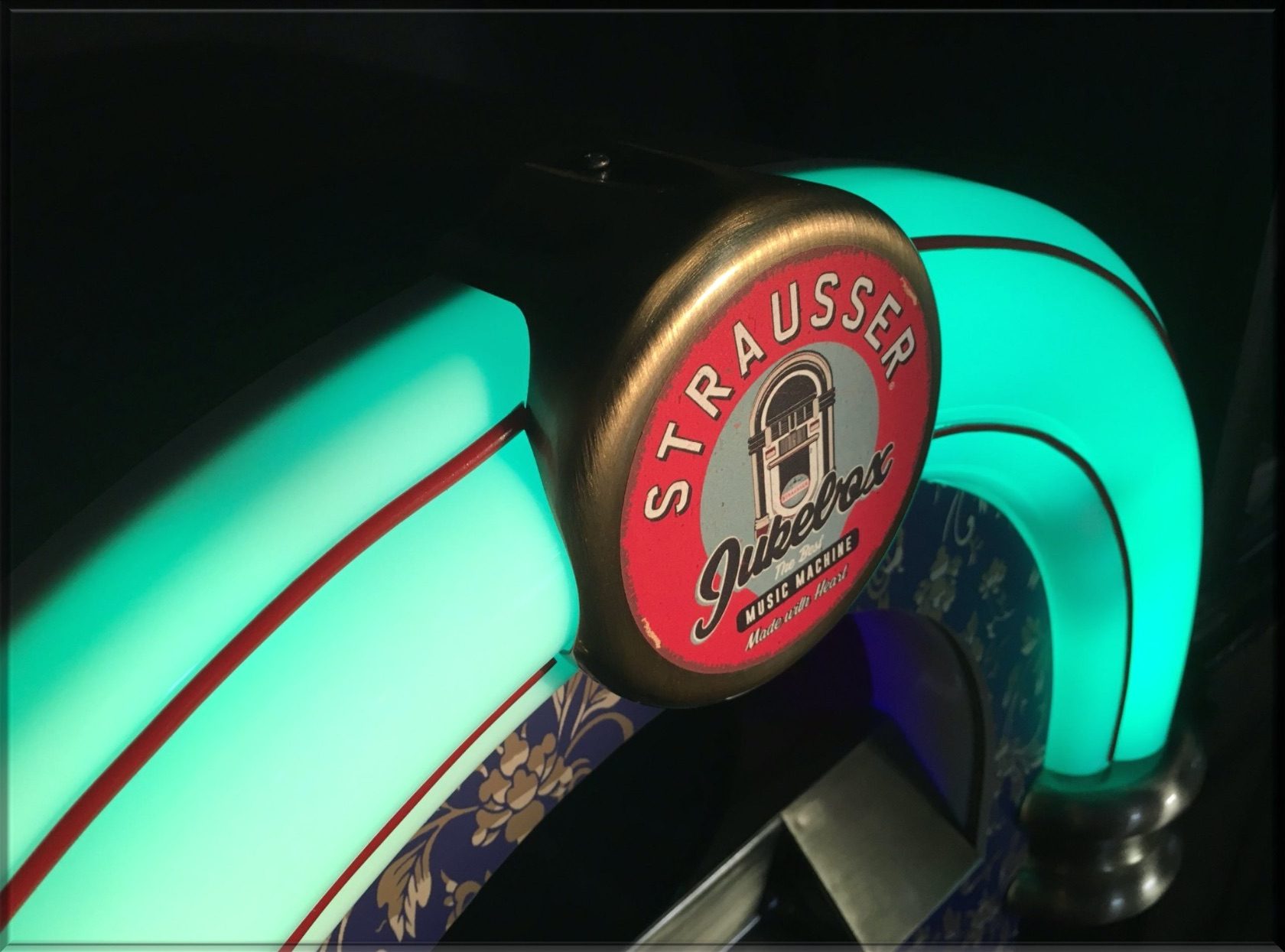 Strausser Jukebox LED